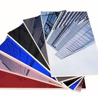 Panneau mural en miroir de charbon de bambou PET brillant de 8 mm, feuille décorative flexible imperméable pour murs