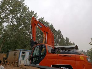 Excavadora Doosan DX225LC-9C de segunda mano, excavadora mediana de 22 toneladas, calidad para tierra y piedra en stock - Product Image 4