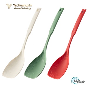 Plastic Serving Spoons Set of 3 Colors Eco-Friendly PP Material Dinnerware - Product Image 4