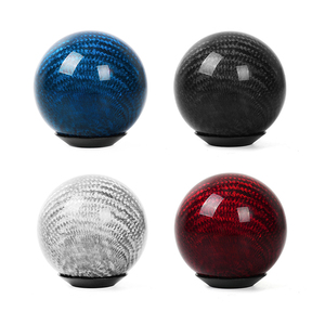Pommeau de levier de vitesse universel en cristal de couleur personnalisable, logo personnalisé, pommeau de levier de vitesse en carbone forgé de qualité supérieure, pommeau de levier de vitesse pratique - Product Image 1