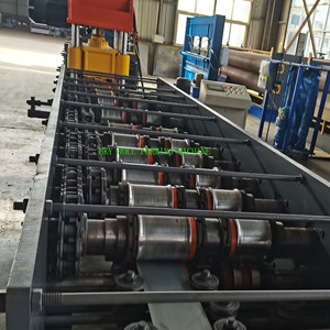 Chaîne de production d'équipement de formage de rouleaux de <span class=keywords><strong>fixation</strong></span> de panneaux photovoltaïques - Product Image 3