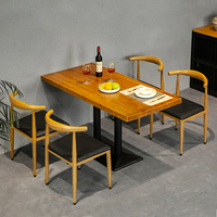 Meilleur prix Table carrée de restaurant Meubles Style antique Haute qualité Durable Table en bois massif Table de salle à manger de restaurant
