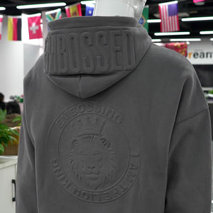 Sweat à capuche en coton épais de qualité supérieure avec gaufrage 3D, coupe oversize, logo personnalisé en relief - Product Image 5