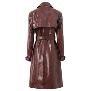 AIMEISI Custom LOGO all'ingrosso elegante giacca a vento in <span class=keywords><strong>pelle</strong></span> sintetica con lacci in <span class=keywords><strong>pelle</strong></span> <span class=keywords><strong>Trench</strong></span> <span class=keywords><strong>lungo</strong></span> cappotto invernale da <span class=keywords><strong>donna</strong></span> - Product Image 4