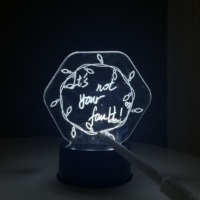 Nouveauté Créative : Veilleuse Acrylique Vierge Inscriptible, Veilleuse LED 3D DIY de Chevet/Bureau avec Panneau Mémo et Stylo