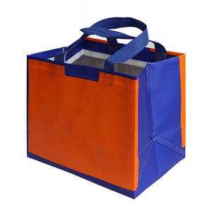 Sac isotherme personnalisé 15L avec logo, sac non tissé pour desserts et plats à emporter avec feuille d'aluminium - Product Image 5