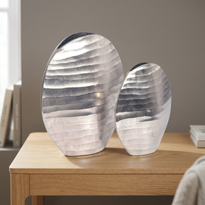 Ensemble de vases de table modernes en aluminium, faits à la main, hauteur 30,5 cm et 24 cm, pièce d'art décorative, exportation préférée - Product Image 6