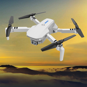 Dron E88 con Control Remoto y Ajuste de Lente, Tres Cámaras (Frontal, Inferior y Trasera), Juguete para Niños, Empaque Personalizado - Product Image 4