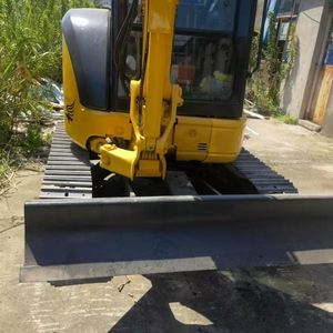 รถขุดขนาดเล็ก Komatsu PC35 มือสอง สภาพ 90% น้ำหนัก 3 ตัน นำเข้าจากญี่ปุ่น พร้อมปั๊ม KYB รับประกัน 1 ปี - Product Image 4