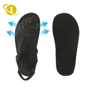 รองเท้าแตะผู้ชายส้นแบนสไตล์ Y ปรับได้สายรัดกว้างรองเท้าเดินเท้าเปล่าน้ำหนักเบาสำหรับเดินป่า - Product Image 6