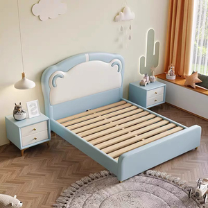 Cama Infantil de Diseño Moderno con Armazón de Madera Tapizada en Cuero, Tamaño King, con Diseño Minimalista de Osito y Princesa - Product Image 5