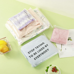 Sacs en plastique pour vêtements avec fermeture éclair, sacs en polyéthylène personnalisés avec fermeture éclair pour vêtements - Product Image 4