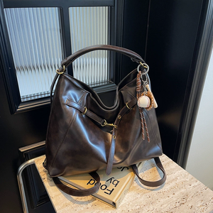 Bolso tote retro de gran capacidad, nuevo estilo 2026, bolso de hombro/<span class=keywords><strong>mochila</strong></span> retro de alta calidad y textura. - Product Image 2