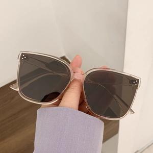 <span class=keywords><strong>Lunettes</strong></span> de soleil Orange classiques pour femmes cadre en plastique polarisé optique dames mode fille <span class=keywords><strong>lunettes</strong></span> de soleil conception en gros - Product Image 3