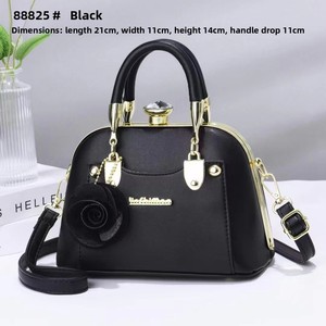 Sacs bandoulière en gros : Fabricant de sacs à <span class=keywords><strong>main</strong></span> tendance pour femmes avec pendentif fleur, vente chaude - Product Image 6