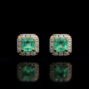 Orecchini E2136 in Oro con Diamanti Taglio Principessa Verde Chiaro, Gioielli Classici da Donna per Uso Quotidiano - Product Image 2