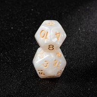 Jeu de dés polyédriques en albâtre divin pour le jeu de rôle D&D, numérotation dorée professionnelle, 7 pièces, dés en résine tourbillonnante Pro Hub Art Pro