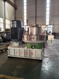 Machine à granulés de biomasse à double matrice annulaire Taichang 1 tonne/heure / Machine à granulés de sciure de <span class=keywords><strong>bois</strong></span> / <span class=keywords><strong>Moulin</strong></span> à granulés de paille et de coques de riz à moteur - Product Image 1