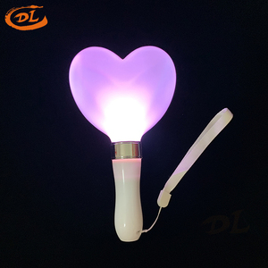 DLWY Bán Buôn Hình Trái Tim <span class=keywords><strong>Led</strong></span> Nhấp Nháy Thanh Dẫn Thanh Ánh Sáng Cho Buổi Hòa Nhạc - Product Image 3