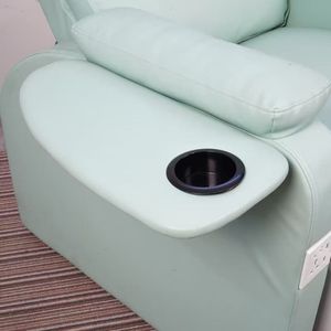 Sillón de Pedicura Azul Cielo Moderno y Lujoso para Salones de Uñas, Ajustable, Eléctrico, con Masaje por Vibración, Lámpara LED de 7 Colores, Automático, sin Tuberías - Product Image 4