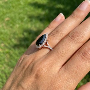 Bague moderne en argent sterling 925 avec diamant de laboratoire pour femme, bijoux de mariée raffinés avec finition polie durable et élégante - Product Image 4
