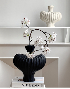 Vase à fleurs en céramique européenne moderne, vases élégants en porcelaine pour table d'hôtel, arrangement de vases pour centre de table de mariage - Product Image 6