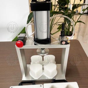 เครื่องทำบาธบอมและแชมพูบาร์แบบนิวเมติก รูปทรงหยดน้ำ ผลิตได้ 200 ชิ้น/ชม. ใช้งานง่าย - Product Image 4