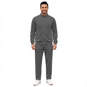 Conjunto Deportivo Personalizado de 320GSM con Tejido Interlock, Sudadera con Capucha y Pantalones Deportivos para Hombre, Estampado por Transferencia de Calor, Color Verde Bosque Sólido - Product Image 1