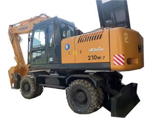Excavatrice sur pneus Hyundai210W-7 d'occasion, fabriquée en Corée, équipement de construction d'occasion Hyundai210W-7 - Product Image 1