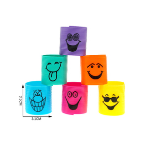 ของเล่นพลาสติกวงกลมสีรุ้งหลากหลายขนาดราคาถูกสำหรับใส่ในแคปซูลเซอร์ไพรส์ ขายส่ง - Product Image 5