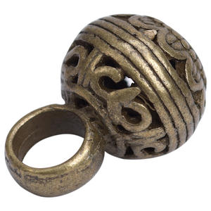 Buena calidad Qipao placa QQ Son Xiangyun patrón hueco Metal colgante redondo chino mano Hanfu botón - Product Image 5