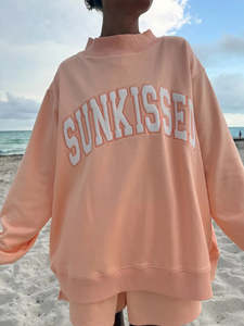 Sweat-shirt oversize en molleton épais pour femme, col montant, imprimé lettres 'Peach Sunkissed', style streetwear, haute qualité et tendance - Product Image 2