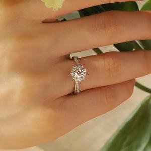 แหวนเงินแท้ 925 ประดับมอสซาไนต์ รุ่นล่าสุดปี 2026 สำหรับผู้หญิง เหมาะสำหรับเป็นของขวัญงานแต่งงานหรืองานหมั้น - Product Image 2