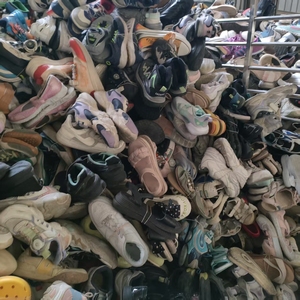 Sh07 Nhà Máy Giá Tốt Nhất Sử Dụng Hỗn Hợp Giày Loại Gói Chi Phí Thấp Sử Dụng Giày Hỗn Hợp Kích Cỡ Loại Cho Châu Phi - Product Image 1