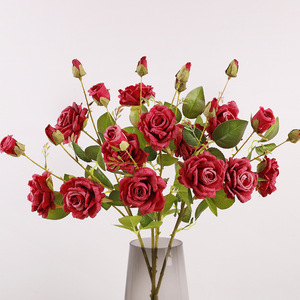Rosas Rojas Artificiales Mensuales, Flores de Seda Plástica de Alta Simulación para Decoración de Bodas y Hogar - Product Image 1