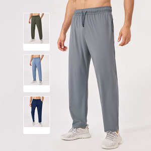 <span class=keywords><strong>Pantaloni</strong></span> da Uomo in Poliestere Taglie Forti <span class=keywords><strong>con</strong></span> Logo Personalizzato, <span class=keywords><strong>Tasche</strong></span> <span class=keywords><strong>Laterali</strong></span>, Stile Jogger, Traspiranti e Casual - Product Image 1