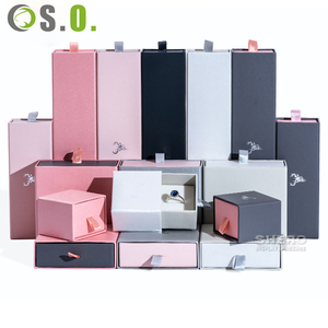Fabricant de boîtes à bijoux en papier de luxe, logo personnalisé en estampage à chaud, boîte d'emballage pour bijoux en carton multi-tailles pour marque - Product Image 6