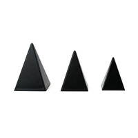 Neu Eingetroffen: Pyramidenförmige Luxus Vintage Leere Glas-Parfümflasche 30ml 50ml 100ml mit Deckel für Männer und Frauen