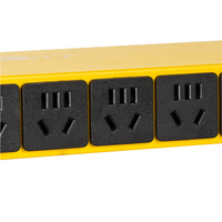32A 230A 7KW 8 Voies Intelligent Universal Socket Rack Clever PDU pour Serveur Réseau 42U