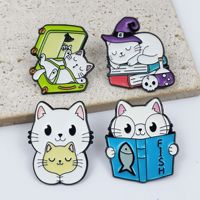 Broche en métal Chat Mary de dessin animé, chat blanc mignon, accessoires de style personnalisés, épingle, badge de décoration pour sac à dos