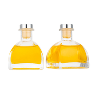 Bouteilles diffuseurs d'aromathérapie en verre transparent de qualité supérieure 50ml 100ml 150ml pour diffuseurs à bâtonnets ODM OEM Emballage personnalisé