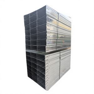 Goulotte de câblage industrielle en acier galvanisé à chaud ventilée/perforée pour la pose de câbles de construction et de fils électriques - Product Image 2