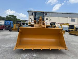 Chargeurs frontaux d'occasion d'origine du Japon presque neufs CAT966H 966G 966F Chargeur frontal hydraulique à roues avant en bon état - Product Image 3