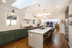 Armoire de rangement multifonctionnelle en bois massif sur mesure, murale, intégrée à la cuisine, armoire à vin, meubles de salle à manger - Product Image 5