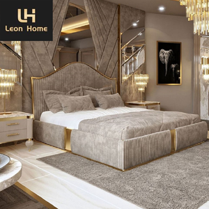 Op maat gemaakte luxe kingsize bed met hoge hoofdbord, designmeubilair voor de slaapkamer - Product Image 4