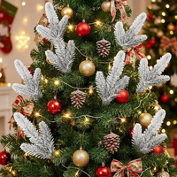 12 Stück 30 cm Schneebeflockte PE Künstliche Kiefernzweige, Frostige Kiefernzweige für Kränze, Girlanden, DIY Weihnachtsdekoration