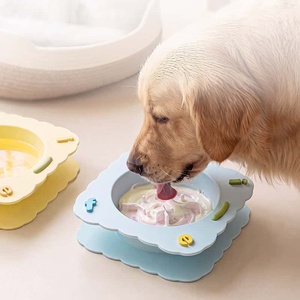 Tazón de Silicona Removible para Comer Lentamente, con Fuerte Succión, Evita Derrames, Alfombrilla para Lamer para Mascotas, para Uso en Seco y Húmedo, Anti Asfixia - Product Image 4