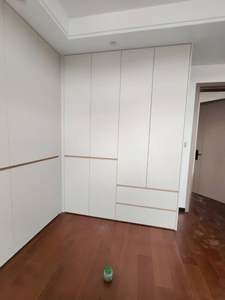 Armadio <span class=keywords><strong>Moderno</strong></span> <span class=keywords><strong>e</strong></span> Semplice in Legno con Ampio Spazio di Stoccaggio <span class=keywords><strong>e</strong></span> Design Ecologico, Ideale per Soggiorno <span class=keywords><strong>e</strong></span> Camera da Letto - Product Image 5