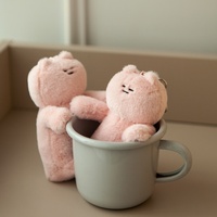 Adorable pendentif en peluche magnétique en forme de chat rose avec rembourrage en coton PP, parfait pour les sacs à dos et les porte-clés