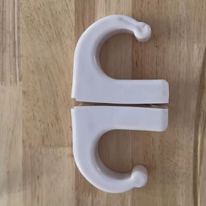 White <b>Plastic</b> Detachable <b>Hooks</b> For Nursing Bed Table Accessories Removable Hanger <b>Hook</b> - Product Image 2